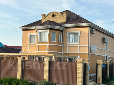 Отдельный дом · 5 комнат · 240 м² · 14 сот., мкр Лесхоз-2 за 82 млн 〒 в Атырау