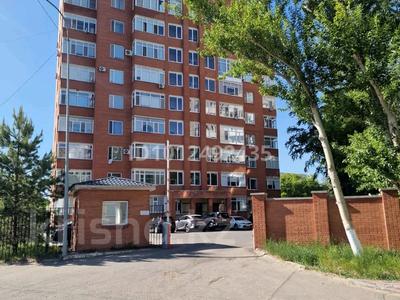2-комнатная квартира · 90 м² · 2/9 этаж, Набережная 3/2 за 53 млн 〒 в Павлодаре