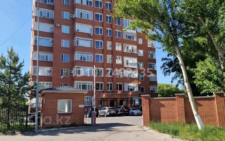 2-комнатная квартира · 90 м² · 2/9 этаж, Набережная 3/2 за 53 млн 〒 в Павлодаре — фото 15