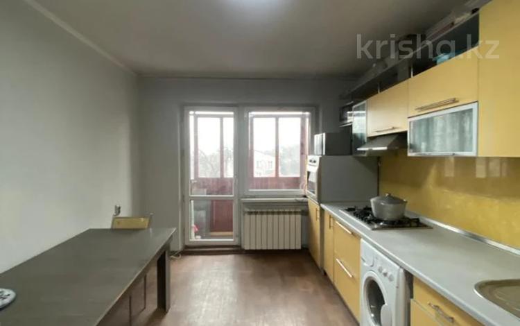 3-комнатная квартира, 66 м², 5/5 этаж, Жибек Жолы 192 — Муратбаева