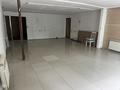 Свободное назначение, офисы, магазины и бутики, склады, салоны красоты, медцентры и аптеки, образование, развлечения, кабинеты и рабочие места, студии · 220 м² за 1 млн ₸ в Алматы, Бостандыкский р-н — фото 2