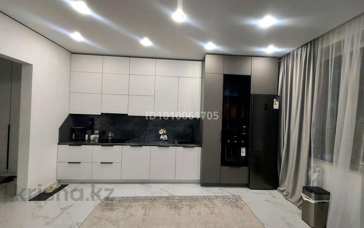 3-бөлмелі пәтер · 77 м² · 1/4 қабат, Чайковского 5/2, бағасы: 52 млн ₸ в Павлодаре — фото 2