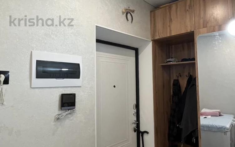 2-бөлмелі пәтер · 40.4 м² · 10/14 қабат, Юго-Восток ш/а., бағасы: 25 млн ₸ в Караганде, Казыбек би р-н — фото 2