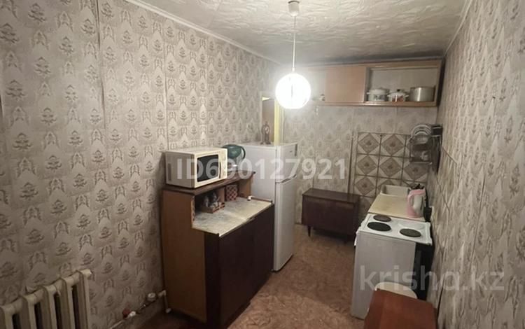 1-комнатная квартира · 35 м² · 9/9 этаж, мкр Юго-Восток, Карбышева — Рынка Арай за 130 000 ₸ в Караганде, Казыбек би р-н — фото 2