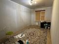 2-бөлмелі пәтер · 52 м² · 2/5 қабат, 16-й мкр 18 — Байтерек сауда үйіне қарама қарсы , “ Бек “ ресторанның артында орналасқан 5 этажды үй . 2 ші қабатта орналасқан, 2 бөлме., бағасы: 170 000 ₸ в Актау — фото 3