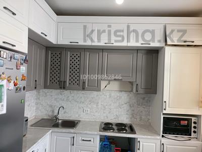 3-бөлмелі пәтер · 74.6 м² · 2/3 қабат, Ашутас 8 — Район гольфклуба, бағасы: 30 млн ₸ в Астане, Сарайшык р-н