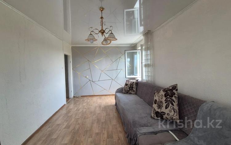 2-комнатная квартира · 43.2 м² · 5/5 этаж, 14 микрорайон за 15.5 млн ₸ в Семее — фото 2