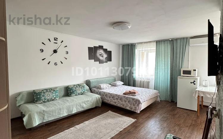 1-бөлмелі пәтер · 32 м² · 3/4 қабат, Көктем-1 ш/а., Тимирязева 49 — Байзакова, бағасы: 16 000 ₸ в Алматы, Бостандыкский р-н — фото 2