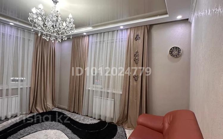 2-комнатная квартира · 54 м², ул. И. Нахипова 42 за 320 000 〒 в Туркестане — фото 3