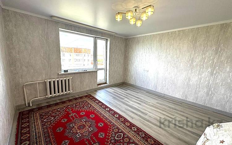 1-бөлмелі пәтер · 36 м² · 9/9 қабат, Гүлдер 3 ш/а., Мкр Юго-Восток, мкр Гульдер 1, бағасы: 14 млн ₸ в Караганде, Казыбек би р-н — фото 4