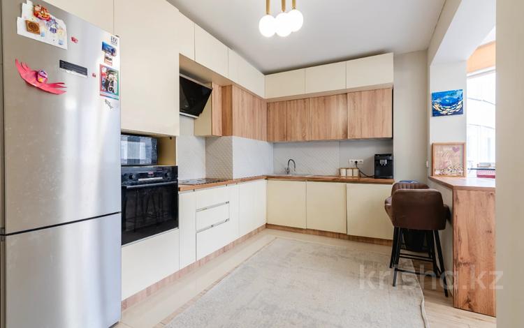 3-бөлмелі пәтер · 102 м² · 8/10 қабат, Кенесары хана 54/34, бағасы: 77 млн 〒 в Алматы, Наурызбайский р-н — фото 2