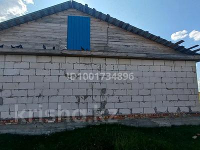 Отдельный дом · 2 комнаты · 110 м² · 8 сот., Жаманбаева 189 — Находится вдоль трассы за 5.5 млн 〒 в Алтын-Дала