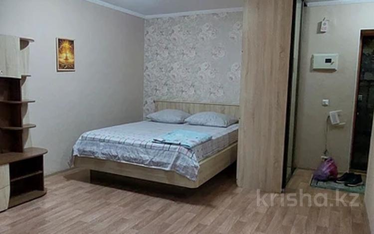 1-комнатная квартира · 37 м², Сатпаева за 12 000 ₸ в Усть-Каменогорске — фото 12