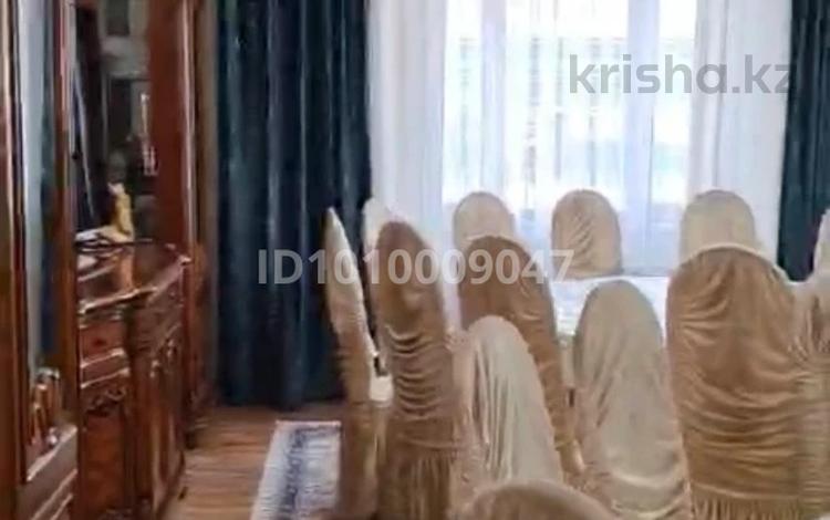 Дом · 5 комнат · 200 м², мкр Алтын Бесик — Улицы Толе би (пробиваемой) за 120 000 〒 в Алматы, Ауэзовский р-н — фото 2