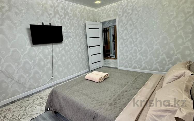 1-комнатная квартира · 40 м² · 8/9 этаж, мкр. Зачаганск пгт, Монкеулы 97/3 — Жекпе-Жек, Назель аптека, Алтындар, ТД Көктем, Арбат, СХИ за 15 000 ₸ в Уральске — фото 9