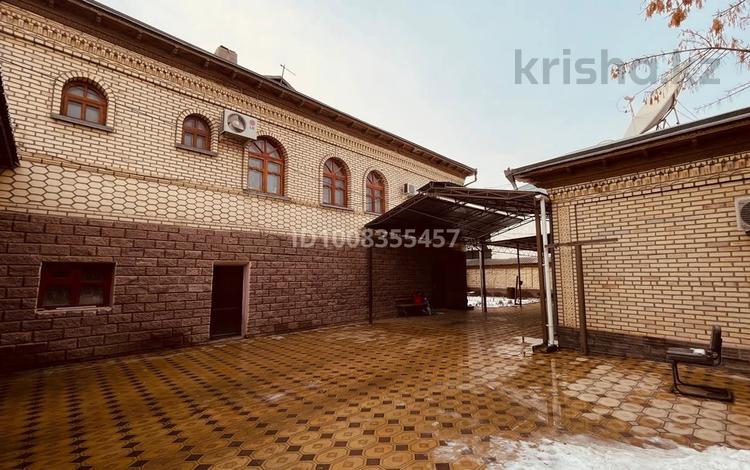 Отдельный дом · 10 комнат · 420 м² · 8 сот., Бекбаева 17 — Пересечение улицы Толе би за 85 млн ₸ в  — фото 2