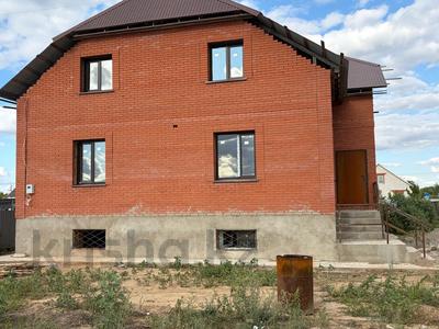 Отдельный дом · 7 комнат · 380 м² · 9 сот., Отырар 3 за 25.5 млн ₸ в Подстепном