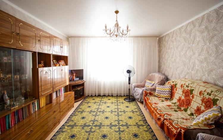 3-комнатная квартира, 64 м², 2/9 этаж, 4 микрарайон за 19.2 млн 〒 в Талдыкоргане — фото 3