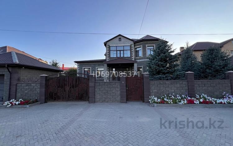 Жеке үй · 7 бөлме · 398.1 м² · 10 жүзд., Старыйаэропорт 12а — За 7-ой поликлиникой, бағасы: 145 млн ₸ в Актобе, мкр Авиагородок — фото 2
