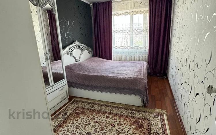 3-комнатная квартира · 62 м² · 5/5 этаж, Майкудук, мкр Голубые пруды — Томирис за 17.5 млн 〒 в Караганде, Алихана Бокейханова р-н — фото 2
