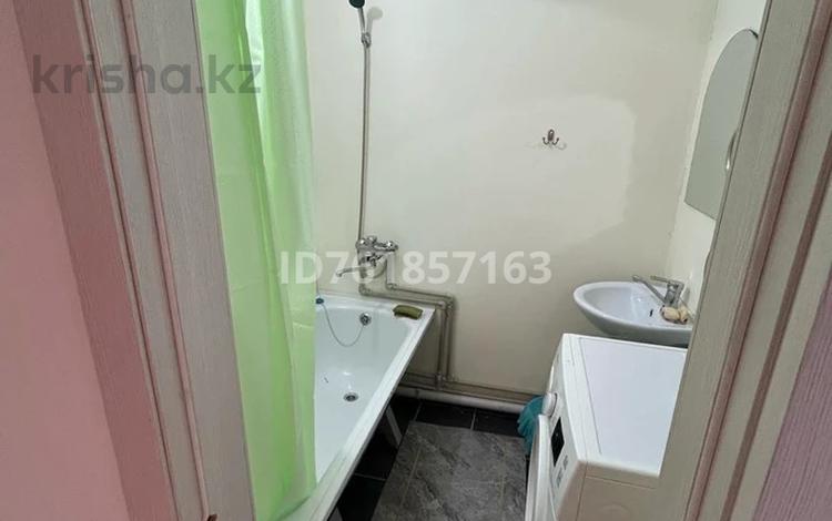 3-комнатная квартира · 64 м² · 3/9 этаж, Карагайлы 74/1 за 170 000 ₸ в Семее — фото 2