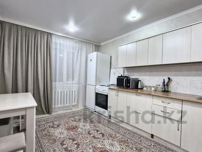 1-комнатная квартира · 57.6 м² · 5/10 этаж, Докучаева 34 б за 22.9 млн 〒 в Семее