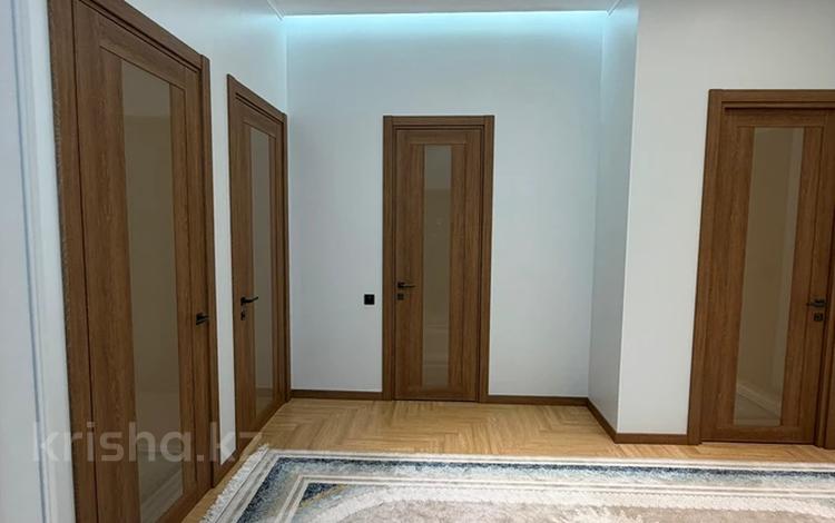 5-комнатная квартира · 210 м² · 2/7 этаж, 18 мкр 3 за 125 млн ₸ в Актау, 18-й мкр  — фото 2