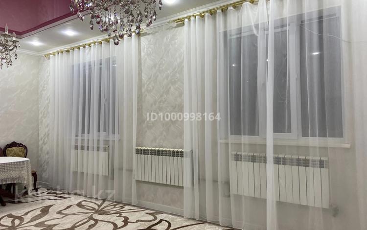 Отдельный дом · 5 комнат · 200 м² · 10 сот., Маңғыстау-5 955 за 30 млн 〒 в Мангышлаке — фото 2