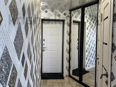 3-комнатная квартира · 54 м² · 7/9 этаж, Независимости 19 — Аян Пассаж, Байтерек, Евразия, спорткомплекс Тау Экзит за 15 000 〒 в Темиртау