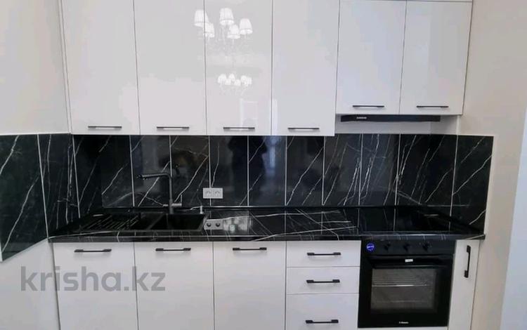 3-комнатная квартира · 80 м² · 12/16 этаж, Гагарина 233 за 530 000 ₸ в Алматы, Бостандыкский р-н — фото 2