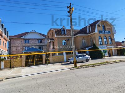 Отдельный дом · 10 комнат · 650 м² · 6.4 сот., 29-й мкр, Толкын-2 158 — Напротив САР базар вдоль дороги угловая за 2.5 млн 〒 в Актау