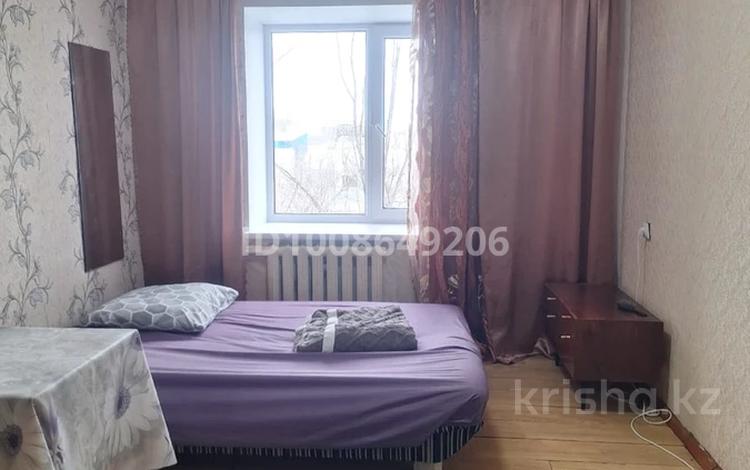 1 комната · 12 м² · 4/5 этаж, мкр Северо-Восток, Просторная8 8 за 65 000 〒 в Уральске — фото 2