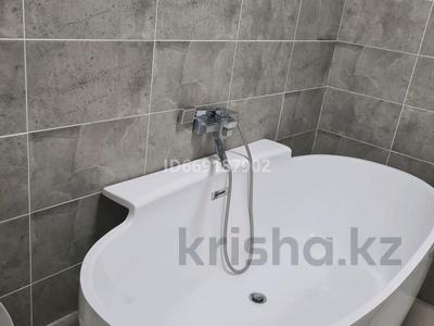 1-комнатная квартира · 54 м², проспект Сарыарка 5/1 — Шевченко за 15 000 ₸ в Астане, Сарыарка р-н