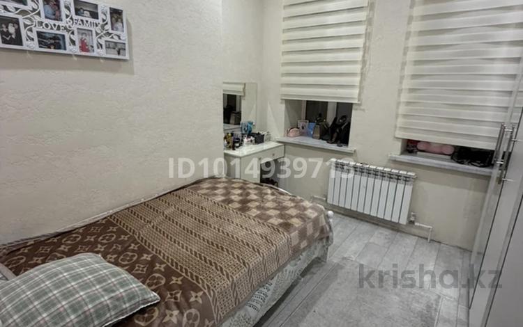3 комнаты · 75 м² · 9/9 этаж, мкр Юго-Восток, Сакена Сейфуллина 1 — Главный корпус КарГу за 60 000 ₸ в Караганде, Казыбек би р-н — фото 2