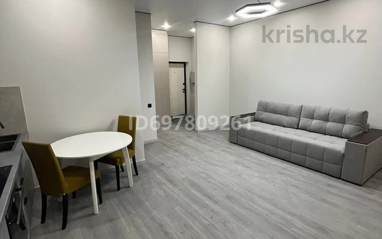 1-комнатная квартира, 37 м², 7/9 этаж помесячно, Ахмет Байтурсынулы 46 за 220 000 〒 в Астане, Алматы р-н — фото 2