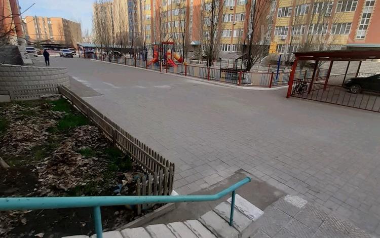 1-бөлмелі пәтер · 54 м² · 3/8 қабат, мкр. Алтын орда, Санкибай батыра 40/3, бағасы: 160 000 ₸ в Актобе — фото 2