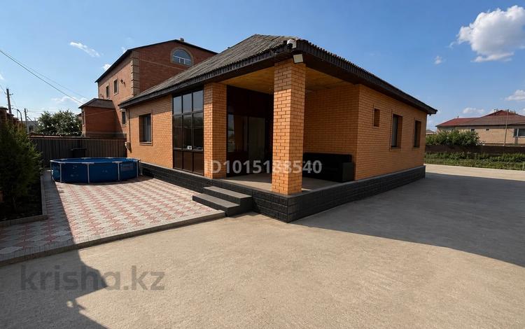 Отдельный дом · 3 комнаты · 130 м² · 10 сот., Азаттык 5 за 62 млн ₸ в Косшы — фото 2
