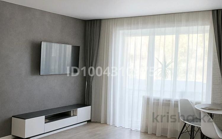 2-комнатная квартира · 44 м² · 2/2 этаж, мкр Михайловка , Степная за 13.5 млн 〒 в Караганде, Казыбек би р-н — фото 14