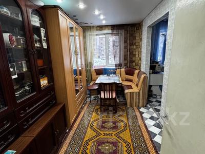 4-комнатная квартира · 62 м² · 2/5 этаж, кизатова 4 за 19.5 млн 〒 в Петропавловске