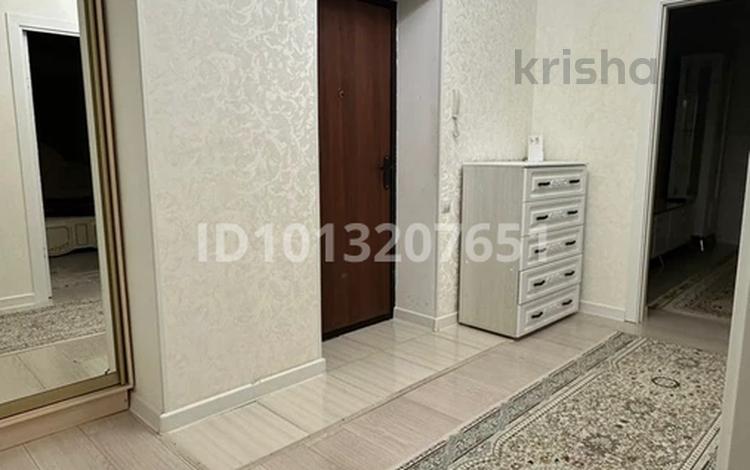2-бөлмелі пәтер · 60 м² · 3/9 қабат, мкр. Алтын орда, Пр. Молдагуловой 56д к2 — Мангилик ел, бағасы: 28.5 млн ₸ в Актобе — фото 2
