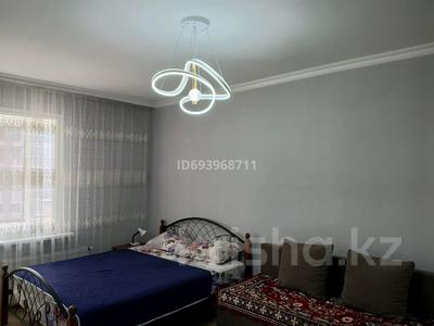 1-бөлмелі пәтер · 40 м² · 3/9 қабат, Анет баба 6, бағасы: 12 000 ₸ в Астане, Нура р-н