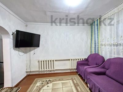 Отдельный дом · 3 комнаты · 68.7 м² · 4 сот., Кажымукана 24 — Казкрай за 15 млн ₸ в Семее
