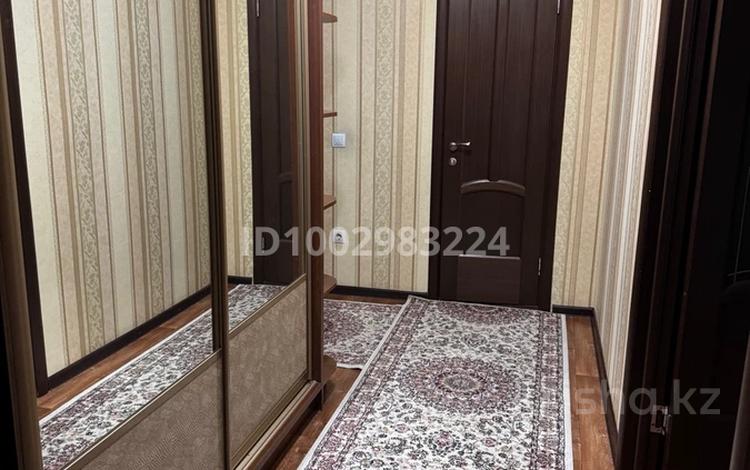 2-комнатная квартира · 64 м² · 4/6 этаж, мкр Жулдыз-2 18б за 250 000 ₸ в Алматы, Турксибский р-н — фото 2
