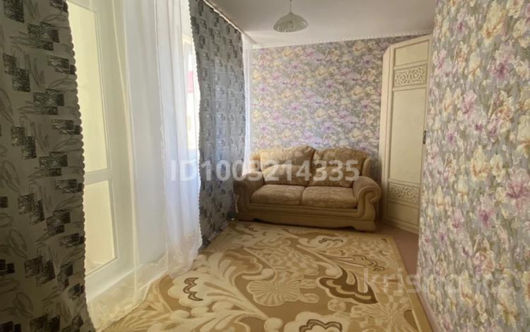 1-комнатная квартира · 31 м² · 5/5 этаж, 10 мкрн 15 за 8.8 млн ₸ в Аксае — фото 2