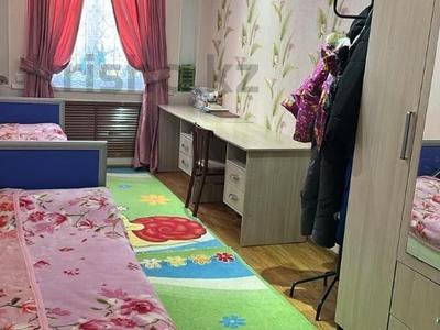 3-бөлмелі пәтер, 60 м², 1/4 қабат, мкр №6 39, бағасы: 29.5 млн 〒 в Алматы, Ауэзовский р-н