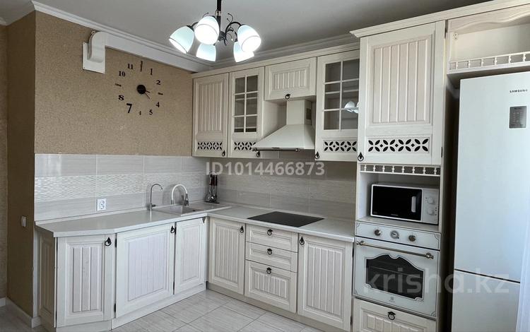 2-комнатная квартира · 67.2 м² · 13/14 этаж, Кайыма Мухамедханова 17/1 за 300 000 ₸ в Астане, Есильский р-н — фото 6