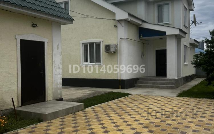 Дом · 7 комнат · 160 м², мкр Рембаза, Проезд Ғарышкер 18А — Проезд за 79 900 ₸ в Атырау — фото 2