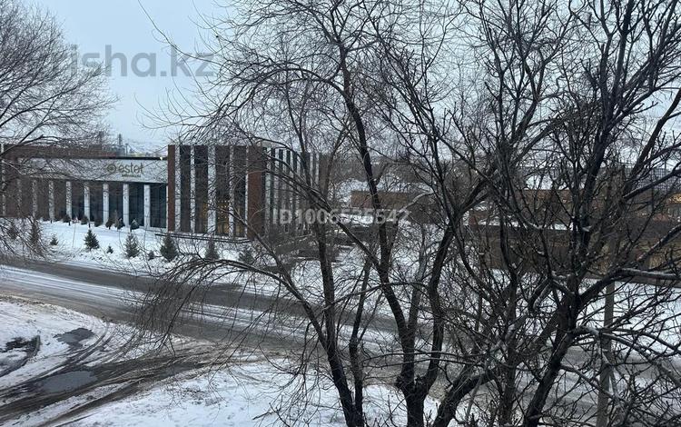 2-бөлмелі пәтер · 53 м² · 3/9 қабат, Льва Толстого 26 — Автомойка торнадо, бағасы: 23 млн ₸ в Усть-Каменогорске — фото 3