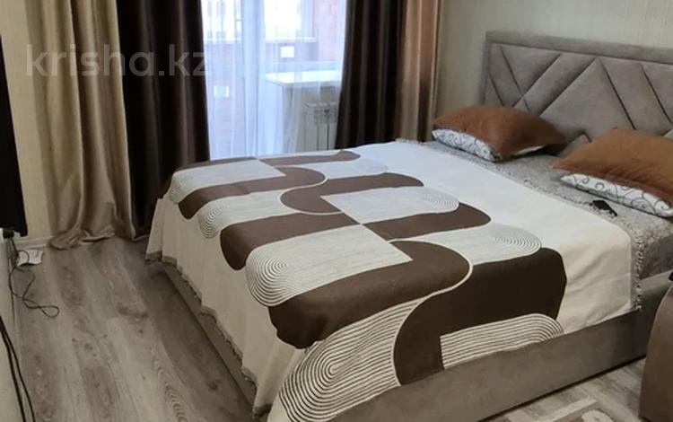 1-бөлмелі пәтер · 40 м² · 4/9 қабат, Проспект Абая 123, бағасы: 12 000 ₸ в Костанае — фото 2