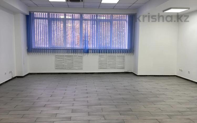 Офисы · 50 м² за 450 000 ₸ в Алматы, Медеуский р-н — фото 2